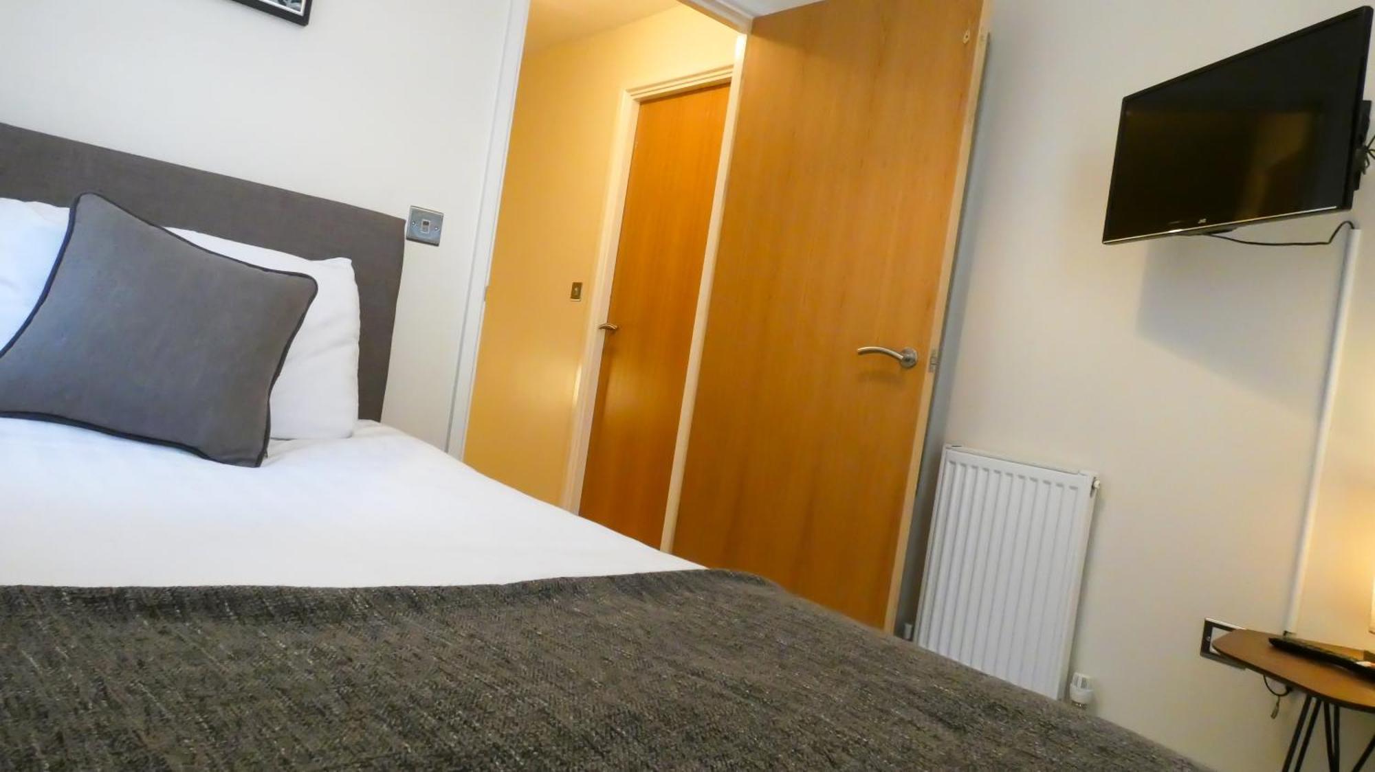 Three Bedroom Townhouse With Parking Telford Pokój zdjęcie